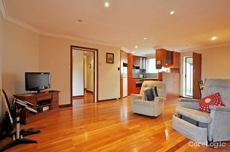 3 bedrooms House in 16 Belfast St MORLEY WA, 6062