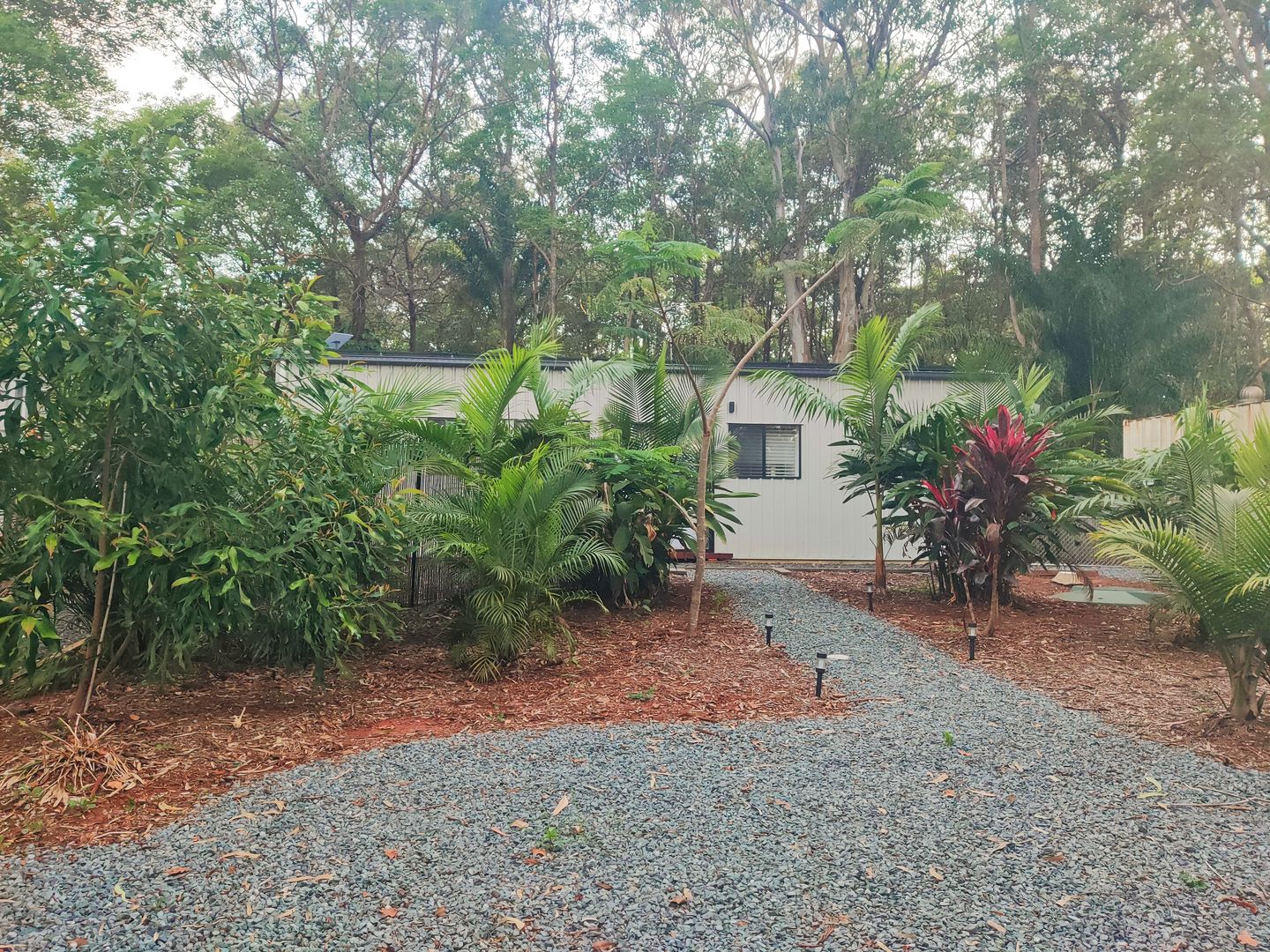 2 bedrooms House in 60 Shore Street RUSSELL ISLAND QLD, 4184