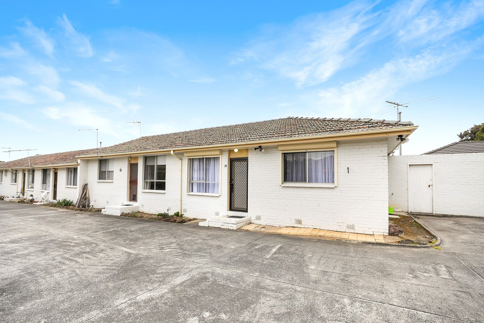 2 bedrooms Apartment / Unit / Flat in 16/74 Callander Road NOBLE PARK VIC, 3174