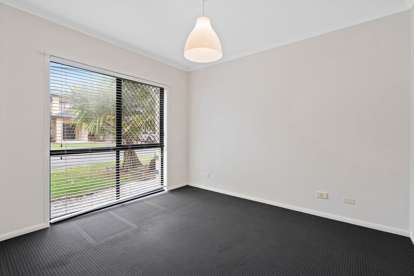 35 Lake Breeze Drive, Windaroo QLD 4207 House For Rent 800 Domain