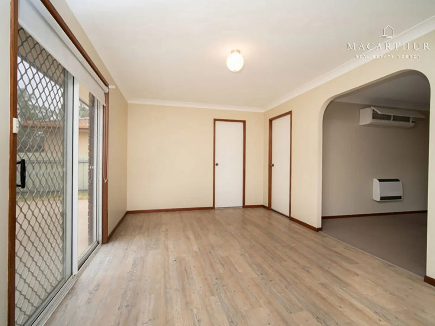 Additional image 4 of 27 Goborra Street, Glenfield Park NSW 2650