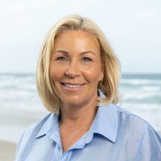 Platinum Realty - Nikki Devlin