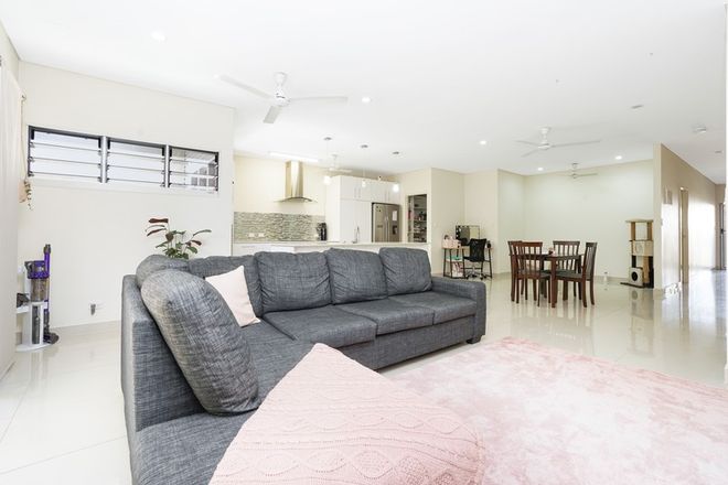 Picture of 2/11 Deane Crescent, ROSEBERY NT 0832