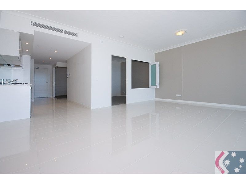 213/430 Marine Parade, Biggera Waters QLD 4216, Image 2