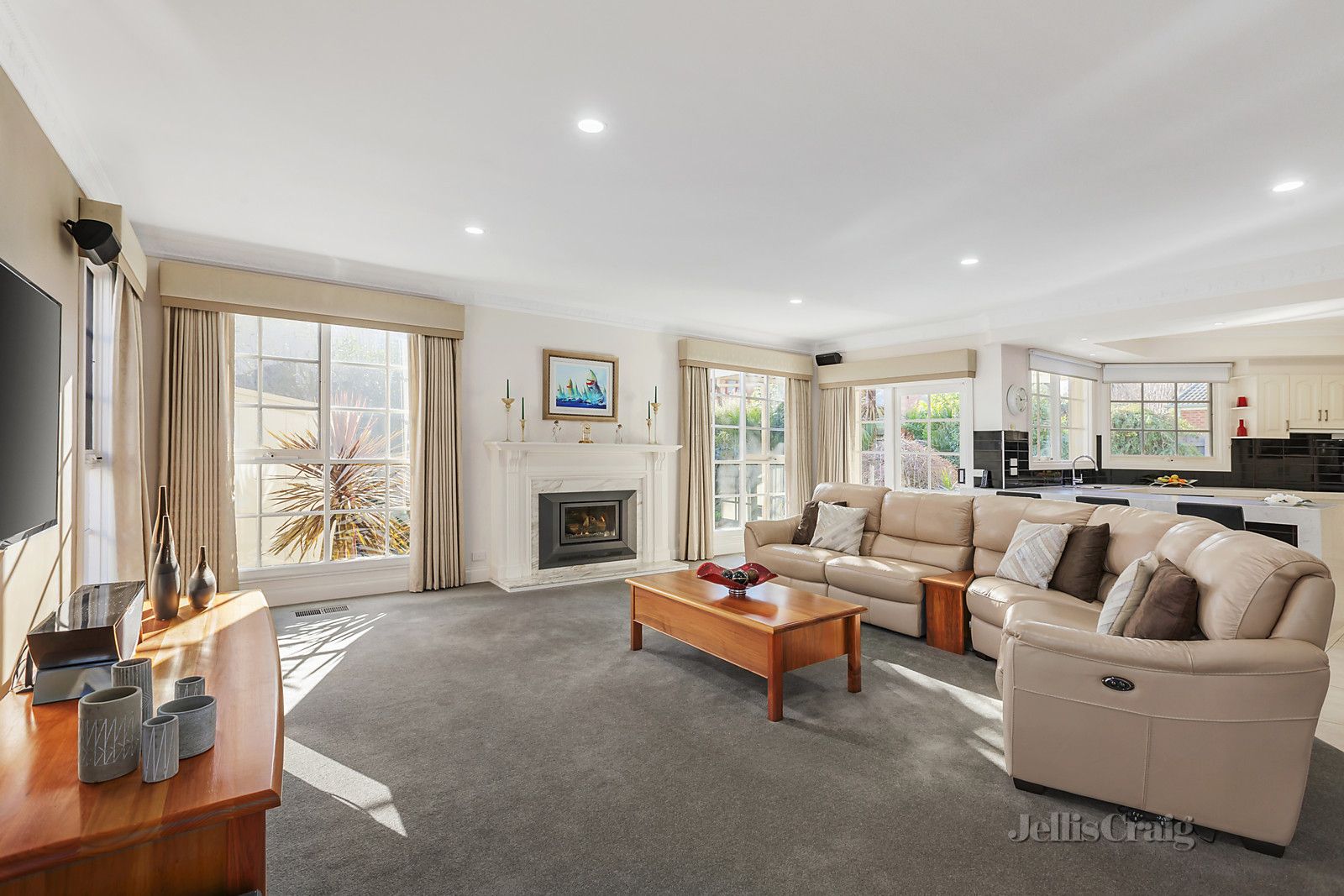 133 Hawthorn Road, Forest Hill VIC 3131, Image 1