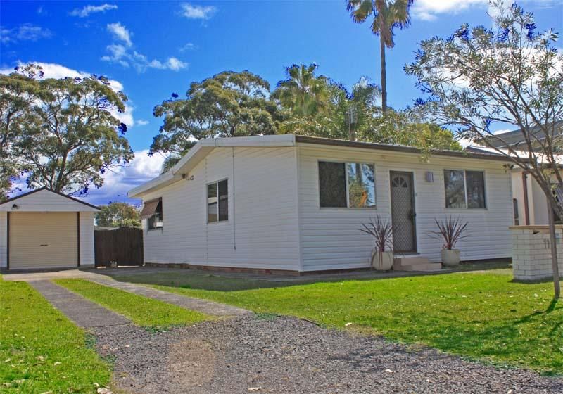 11 Greenfield Road, Empire Bay NSW 2257