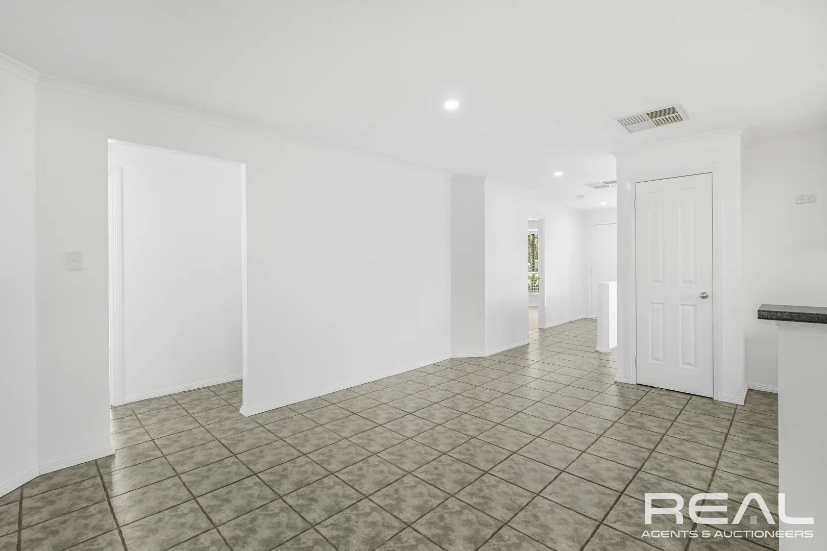 Additional image 16 of 71 Castle Drive, Burton SA 5110