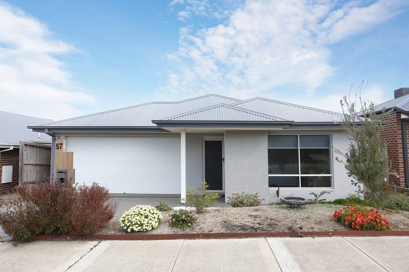 4 bedrooms House in 57 Grant Parade OFFICER VIC, 3809