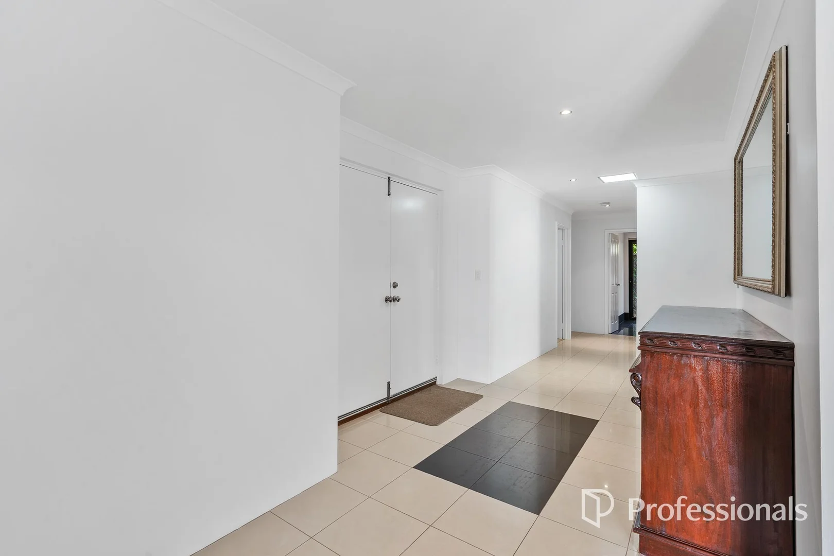 Additional image 4 of 14A Beverley Tce, South Guildford WA 6055