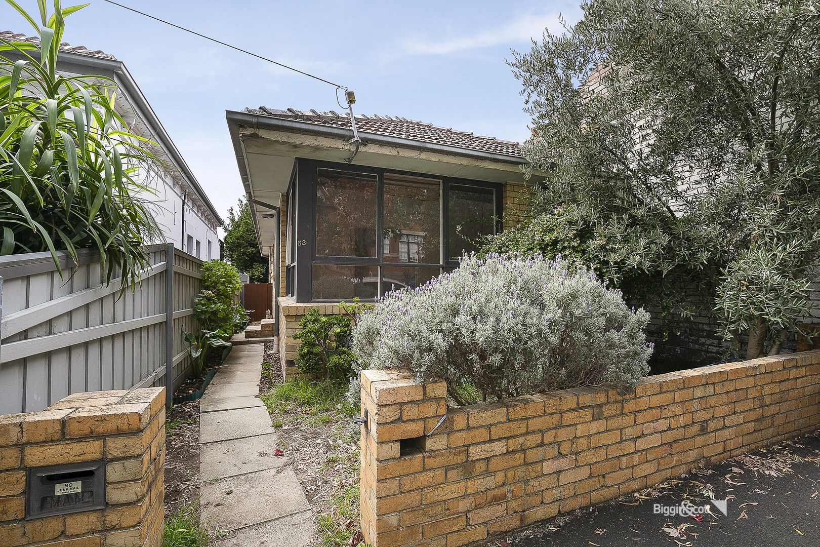 2 bedrooms House in 63 Mccracken Street KENSINGTON VIC, 3031