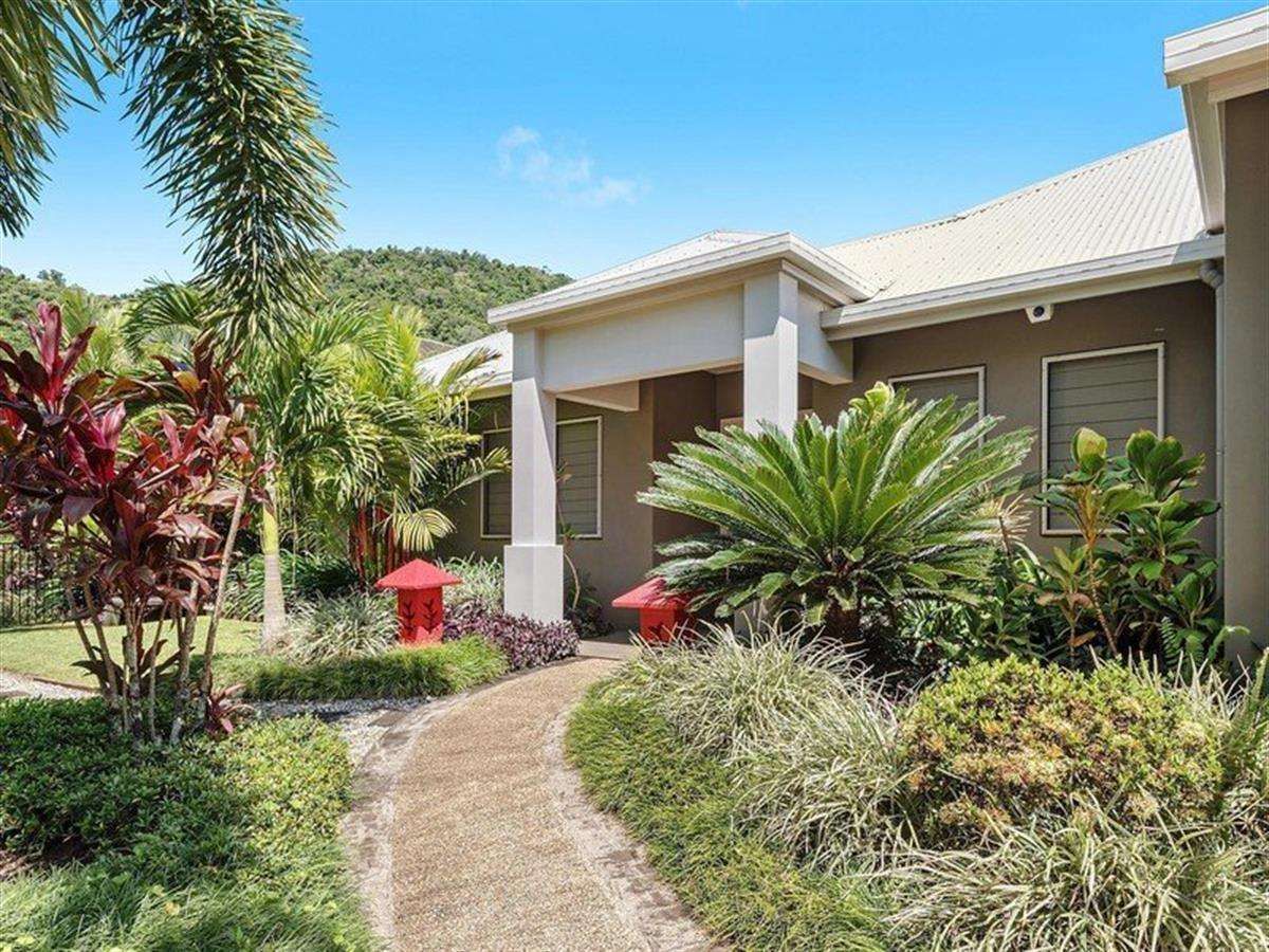 9 Gamburra Drive, Redlynch QLD 4870 House For Rent 820 Domain