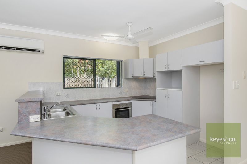 2/49 Eleventh Avenue, Railway Estate QLD 4810, Image 1