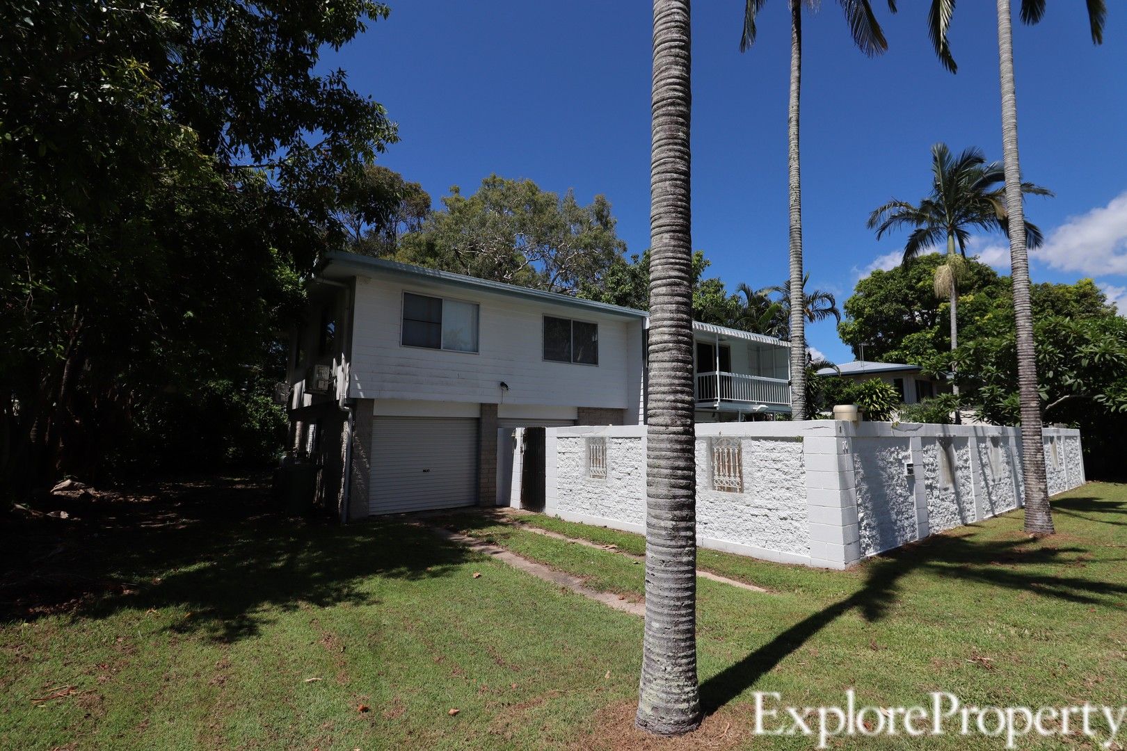 3 bedrooms House in 10 Pheasant Street SLADE POINT QLD, 4740