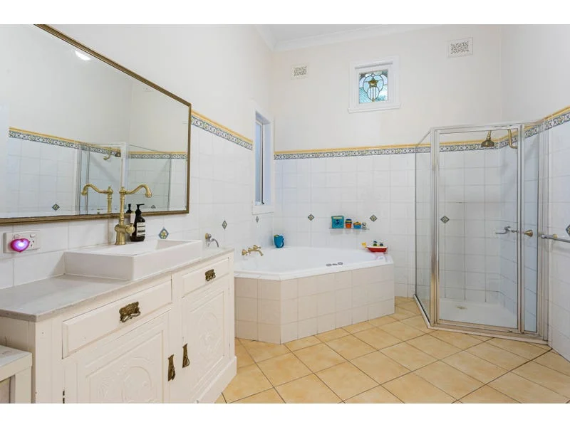 Additional image 17 of 25 Bayview Road, Seddon VIC 3011