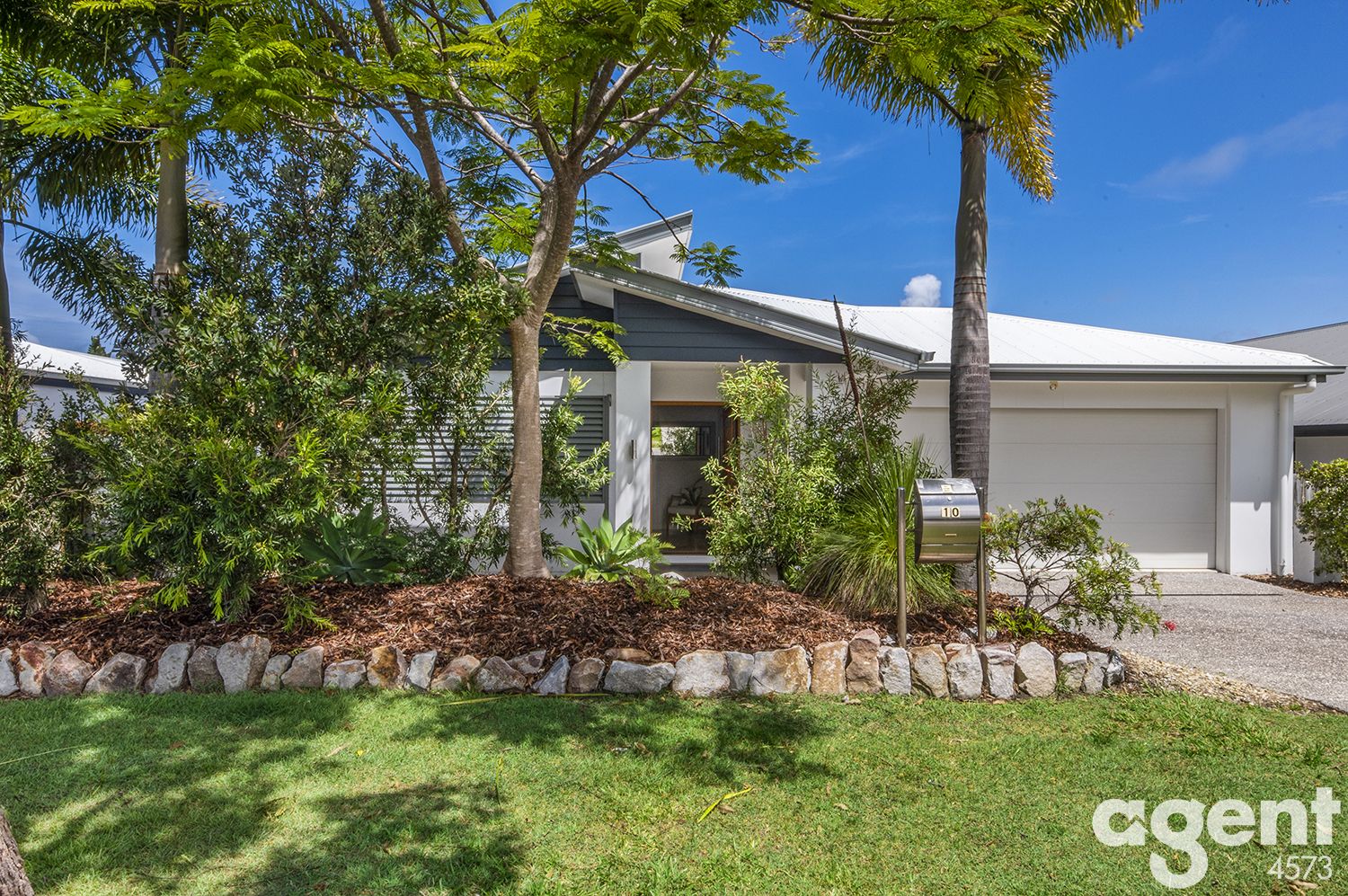 10 Goldfinch Close, Peregian Springs QLD 4573, Image 0