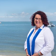 First National Real Estate Bribie Island - Maxine Langham