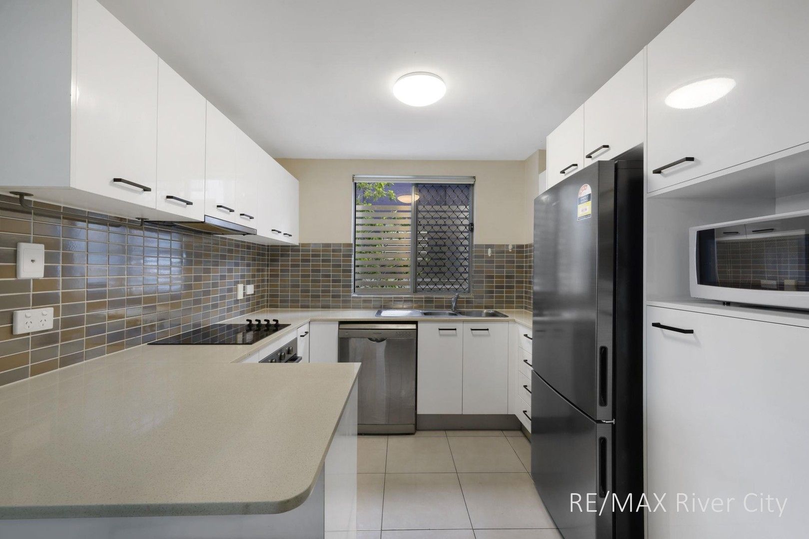 2 bedrooms Apartment / Unit / Flat in 11/31 Rode Road WAVELL HEIGHTS QLD, 4012