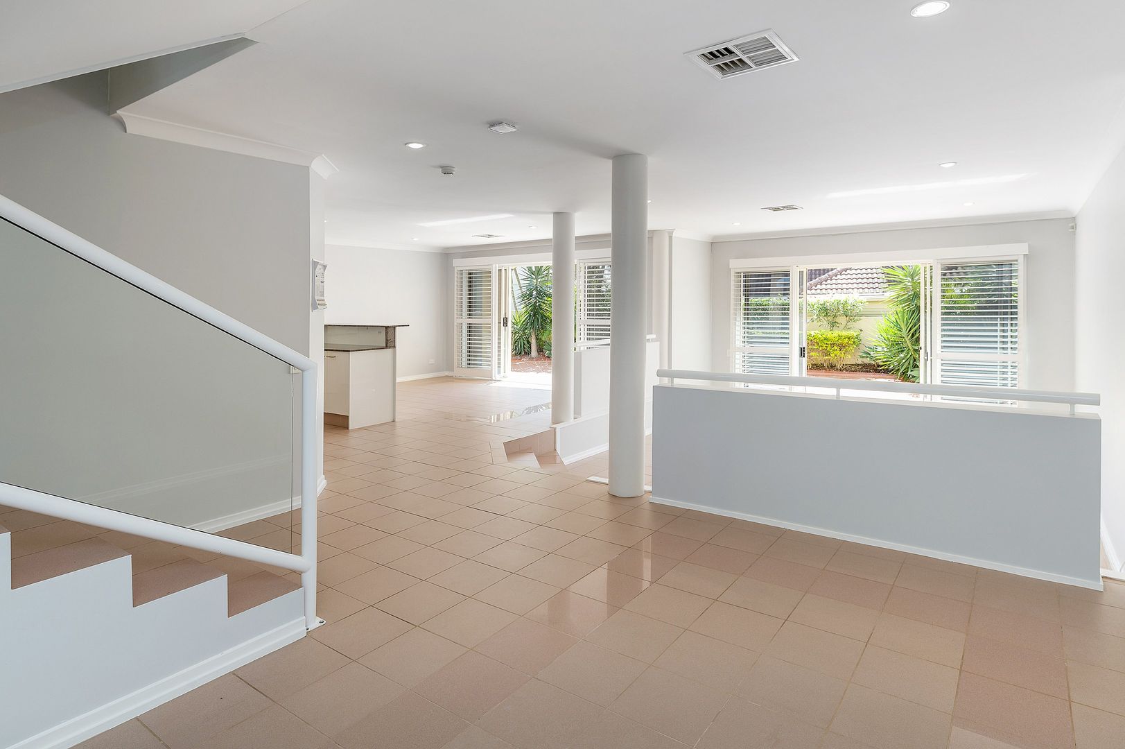 4698 The Parkway, Sanctuary Cove QLD 4212, Image 2