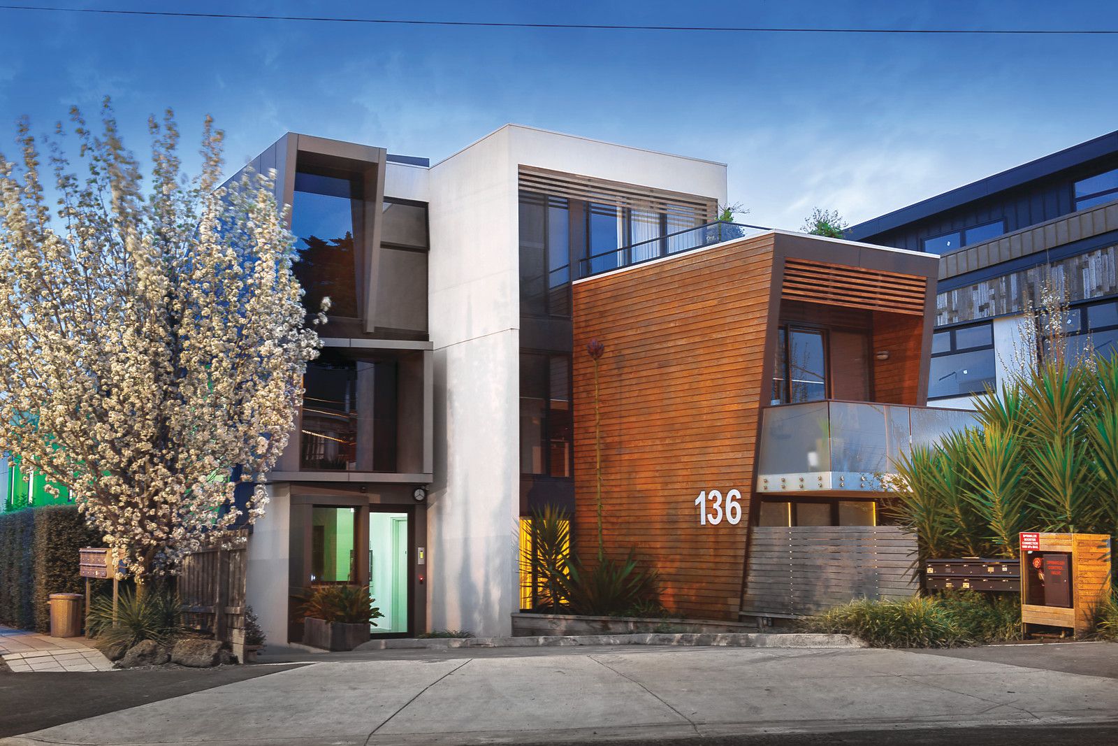 9/136 Church Street, Hawthorn Property History & Address Research