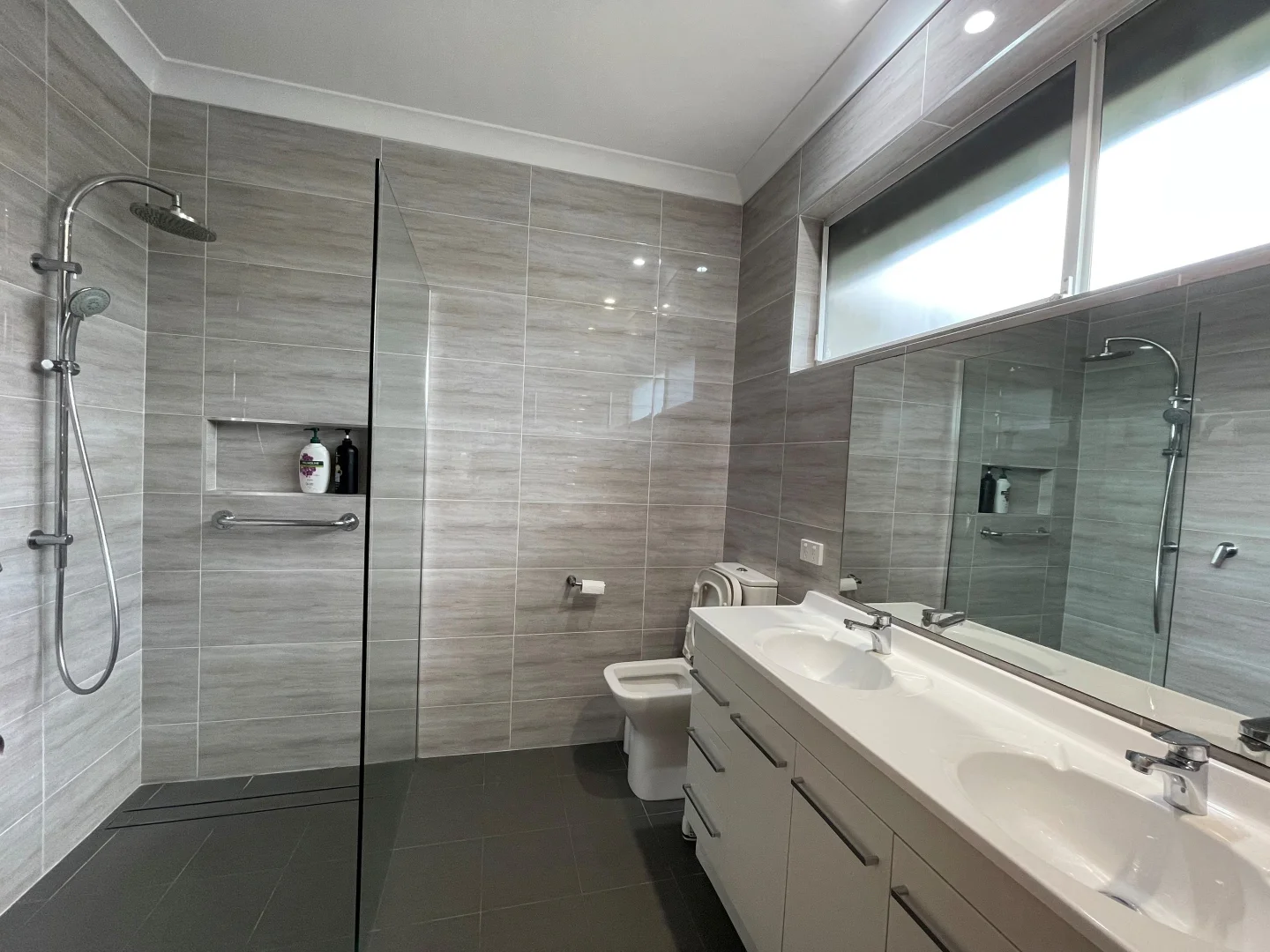 Additional image 9 of Rooms/27 Cameron Street, Jesmond NSW 2299