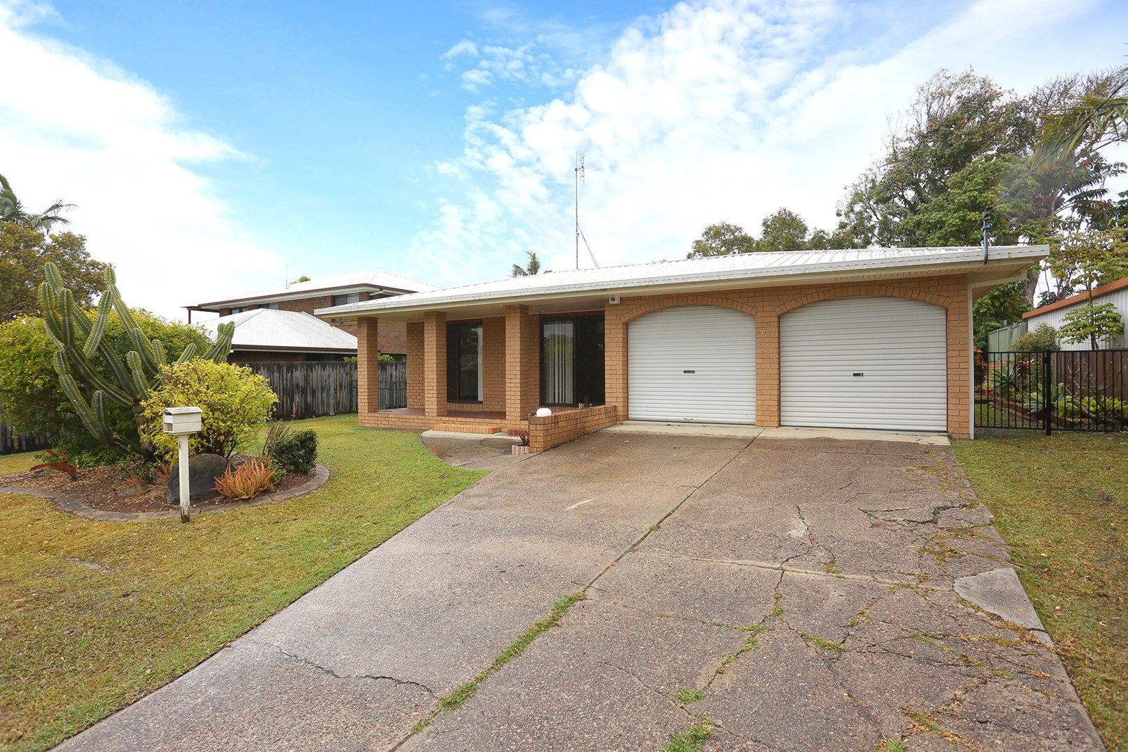 6 Sutherland Street, Dicky Beach QLD 4551, Image 0