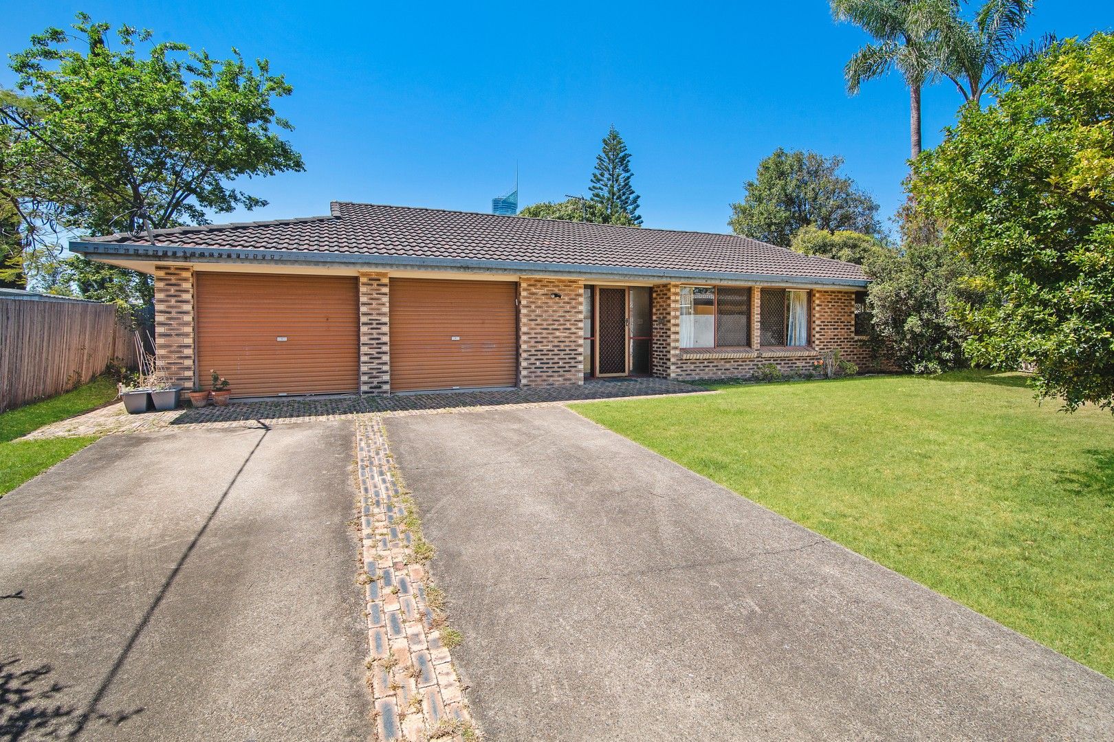 9 Milan Court, Isle Of Capri QLD 4217, Image 0