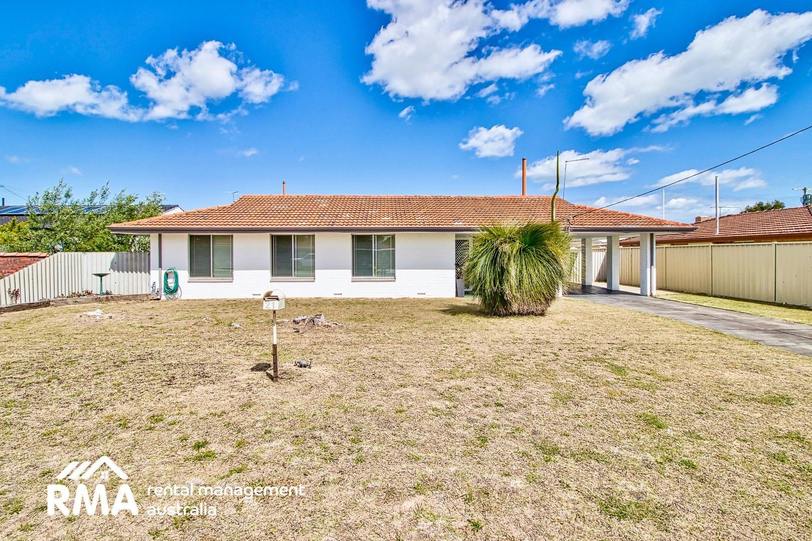 3 bedrooms House in 21 Darile Street HILLMAN WA, 6168