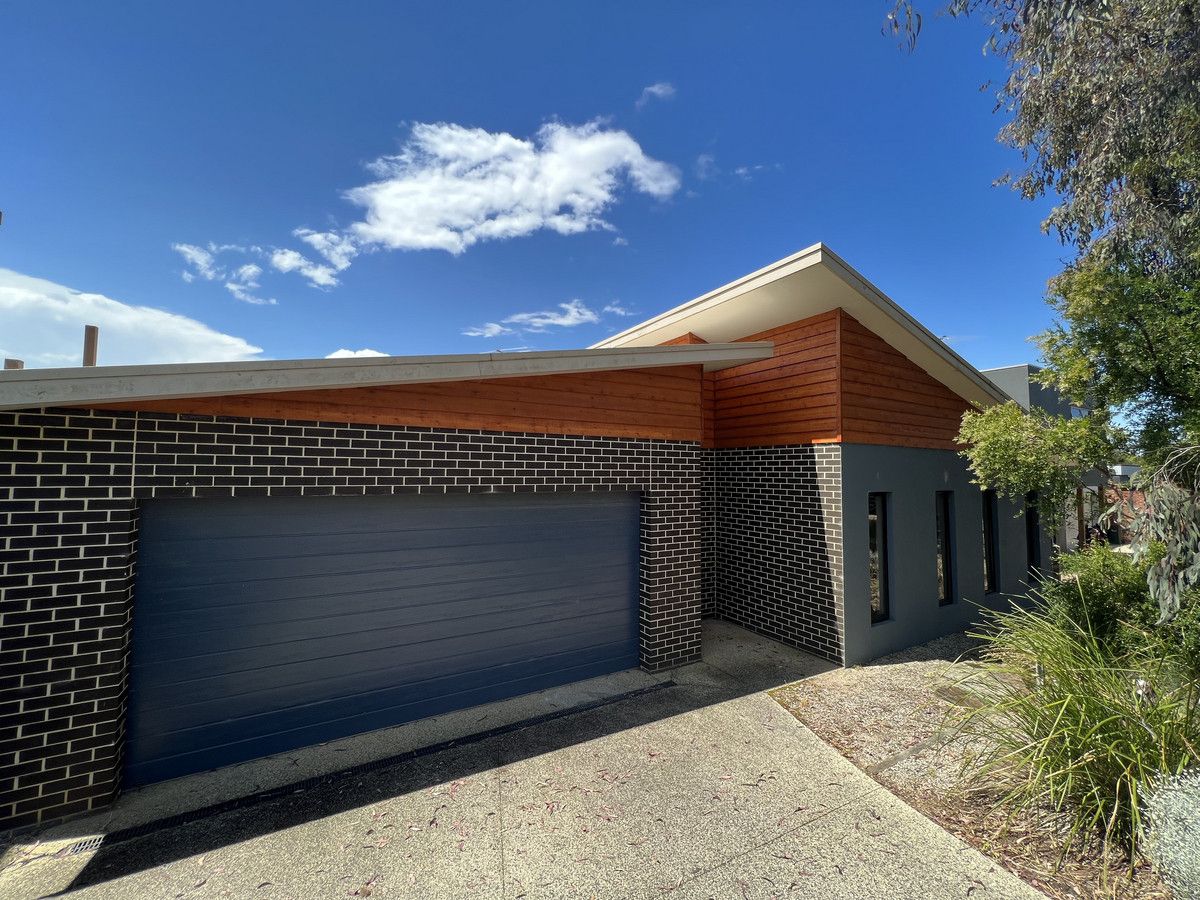 4 bedrooms House in 48 Briody Drive TORQUAY VIC, 3228