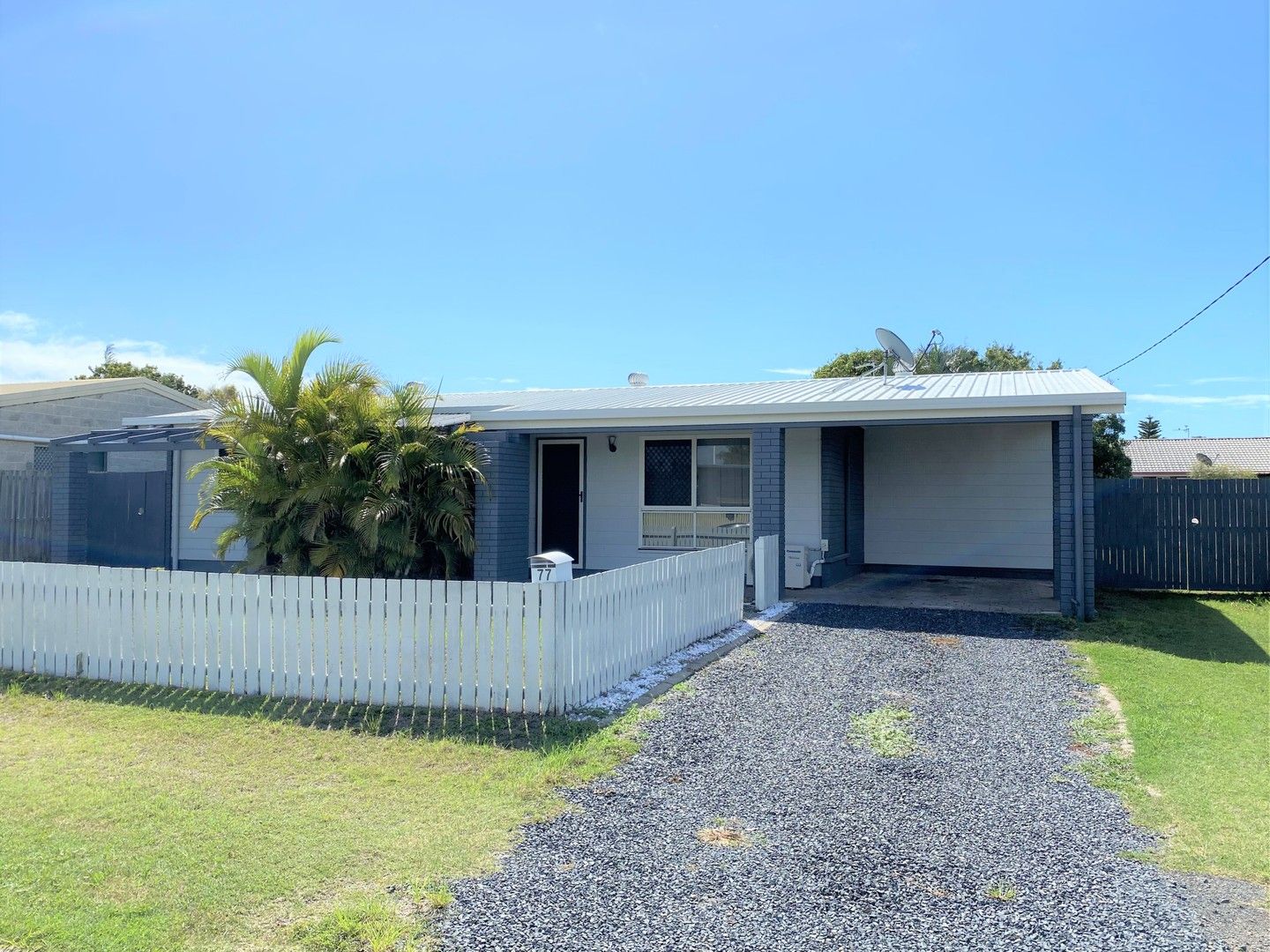3 bedrooms House in 77 Limpus Street URANGAN QLD, 4655