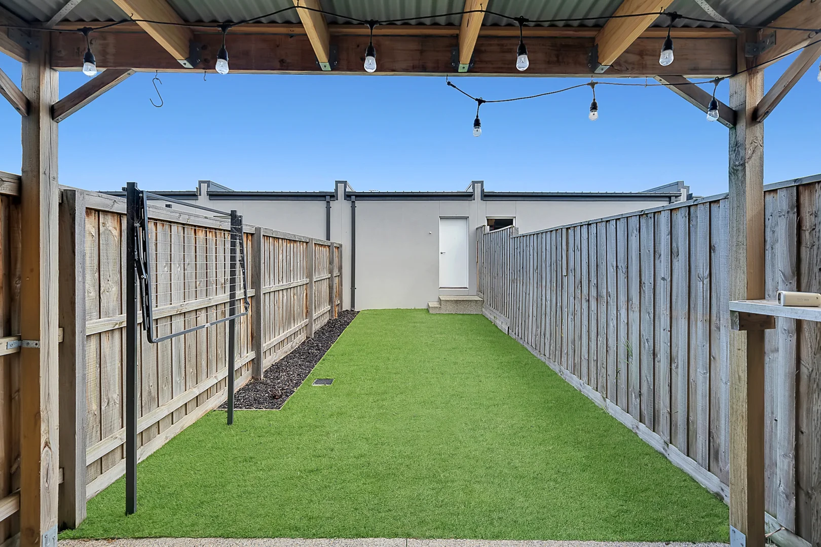 Additional image 6 of 3B Thoroughbred Drive, Clyde North VIC 3978