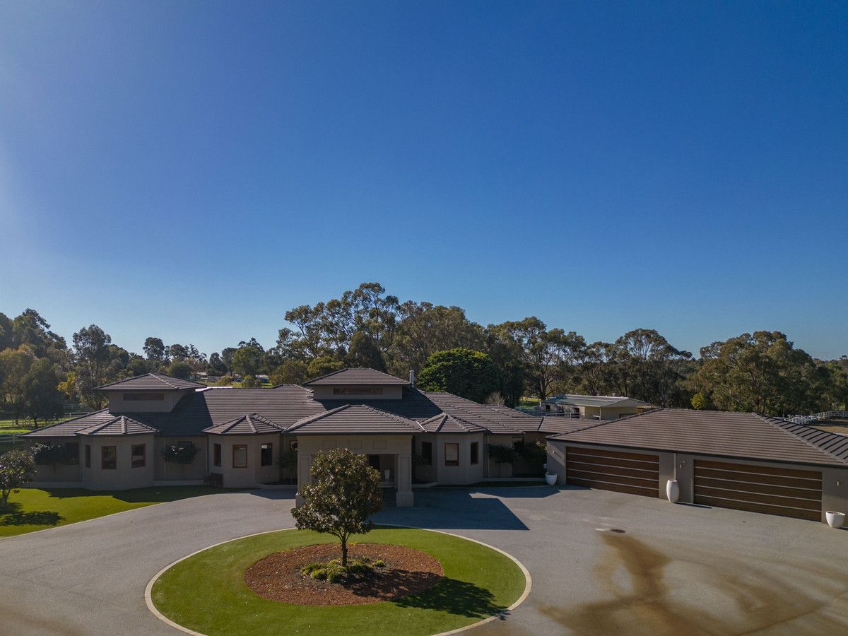 15 Lee-Steere Drive, Mariginiup WA 6078, Image 0