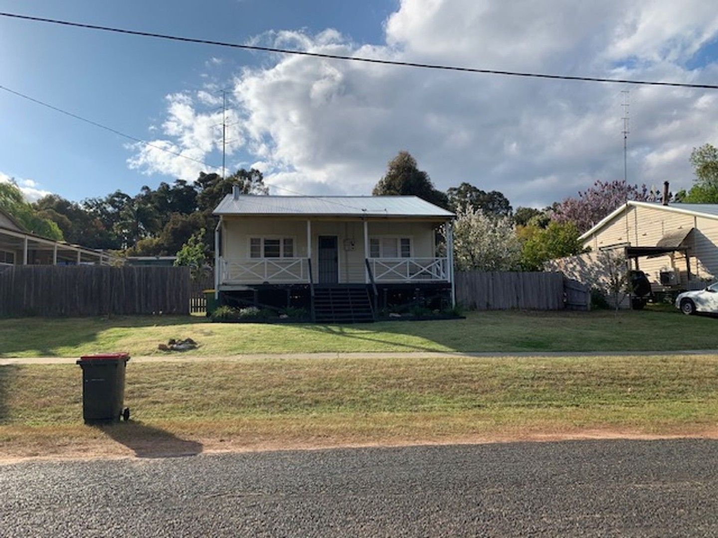 17 Marginata Crescent, Dwellingup WA 6213, Image 1