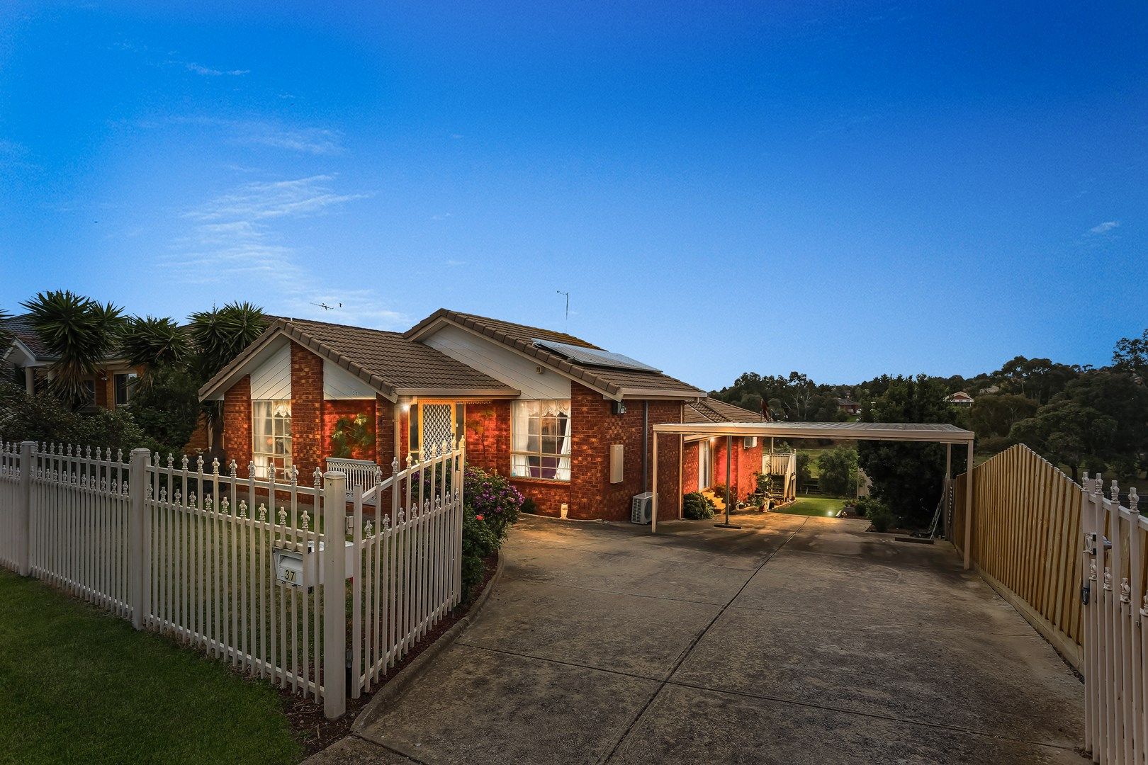 37 Nicholson Cres, Meadow Heights VIC 3048, Image 0