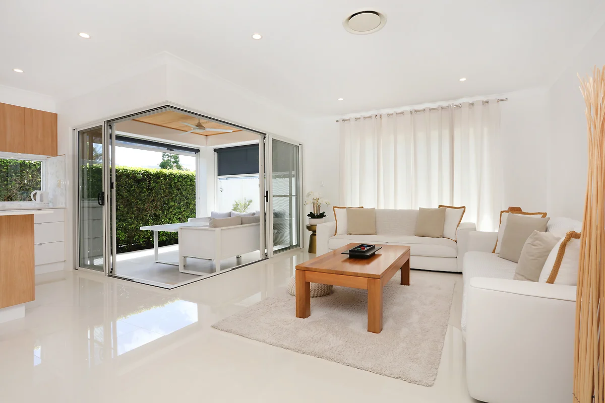 1065 Lakeview Terrace, Benowa QLD 4217