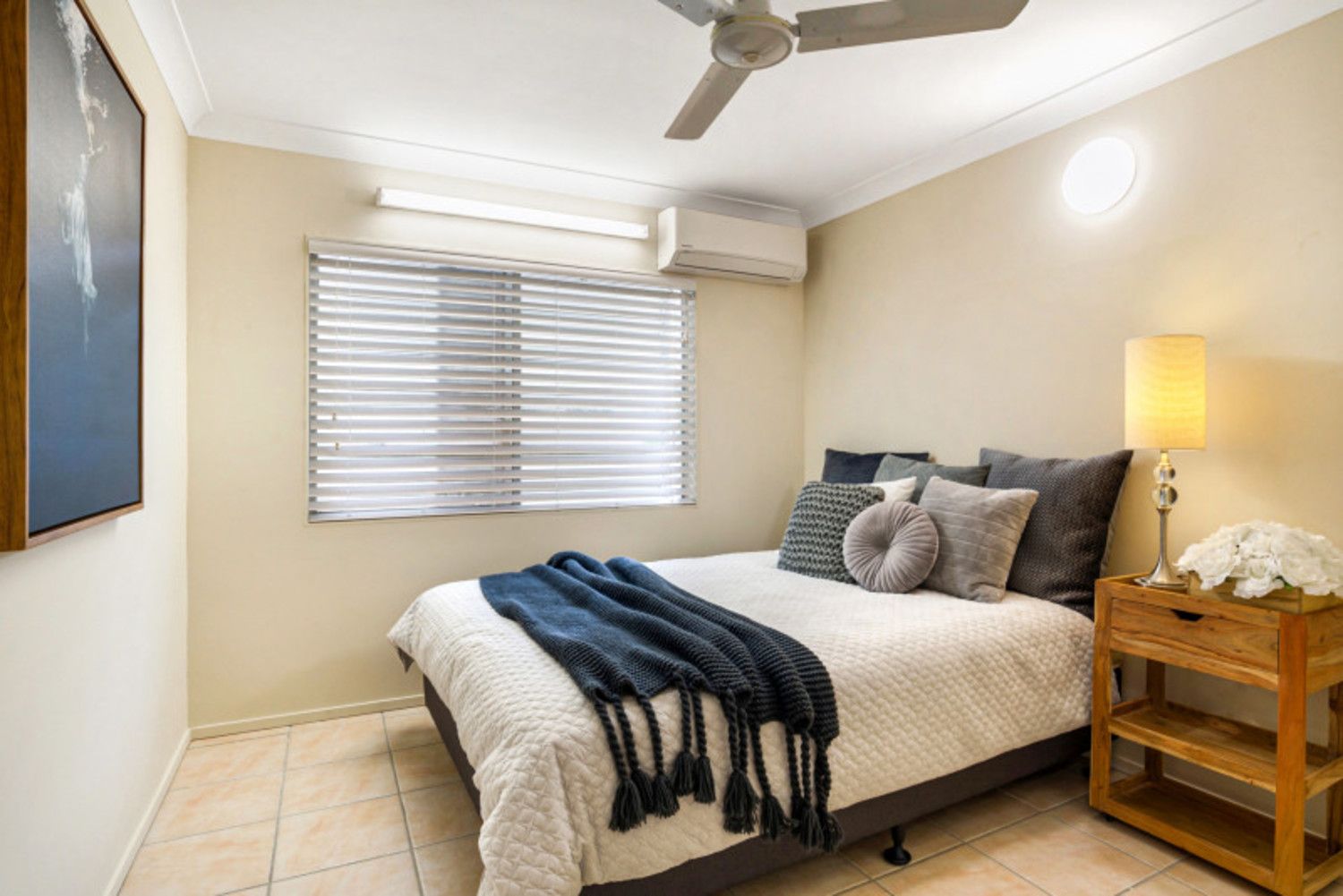 8/11 Crathern Close, Edge Hill QLD 4870, Image 2