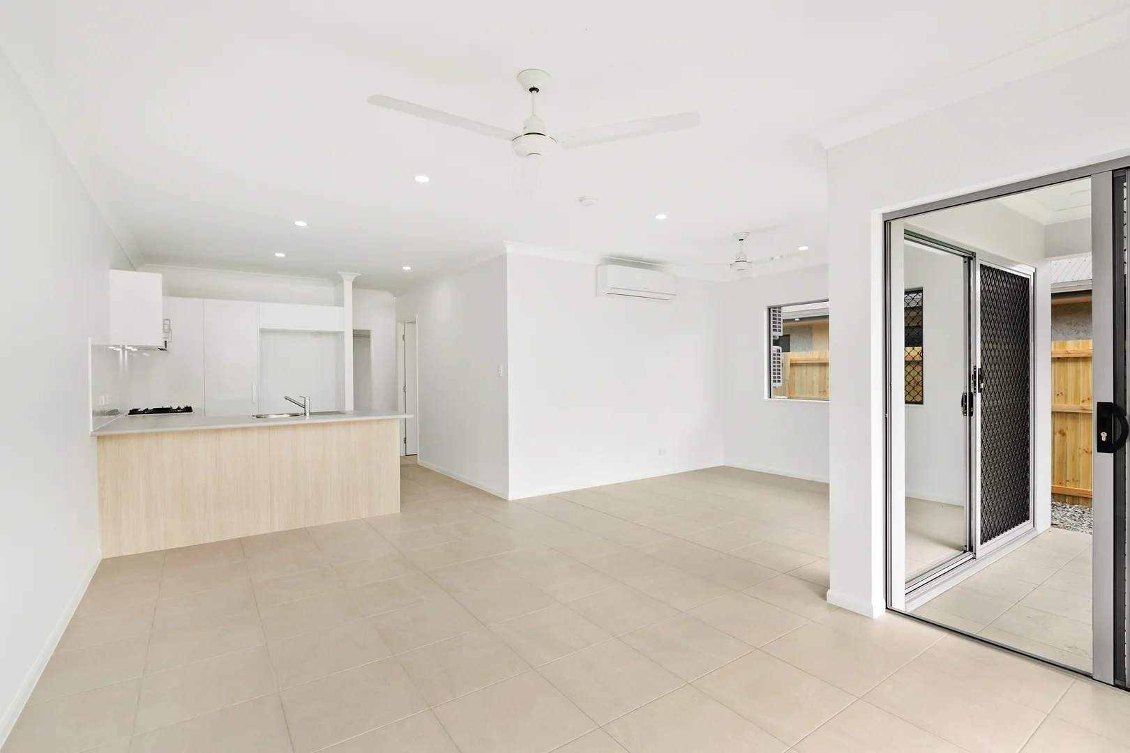 Additional image 2 of 2/8 Newry Trail, Smithfield QLD 4878