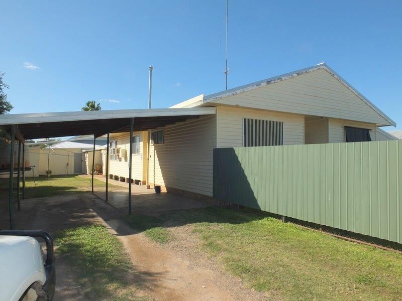 1-4/29 Nandewar Street, Narrabri NSW 2390, Image 2