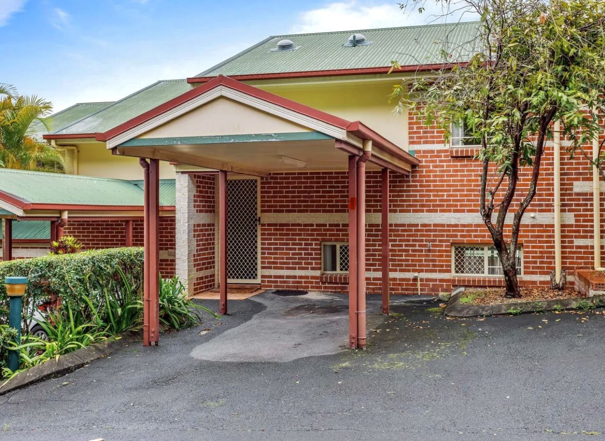 3 bedrooms Townhouse in  CURRUMBIN WATERS QLD, 4223