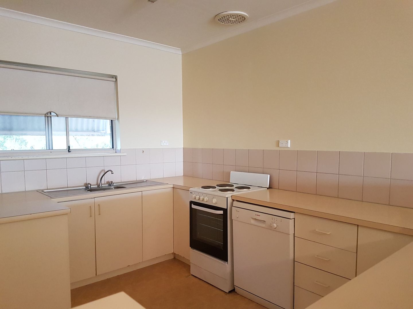 16/312 Victoria Road, Largs North SA 5016 Apartment For Rent 360