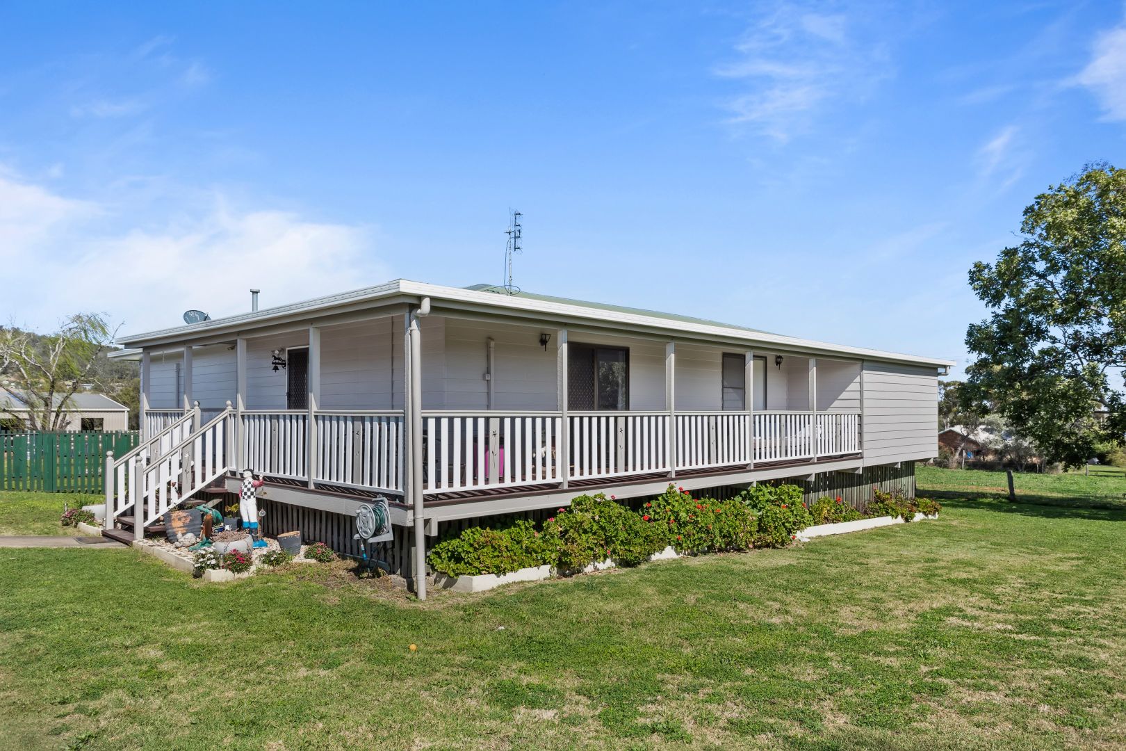 130-136 Euston Road, Glenvale QLD 4350, Image 2