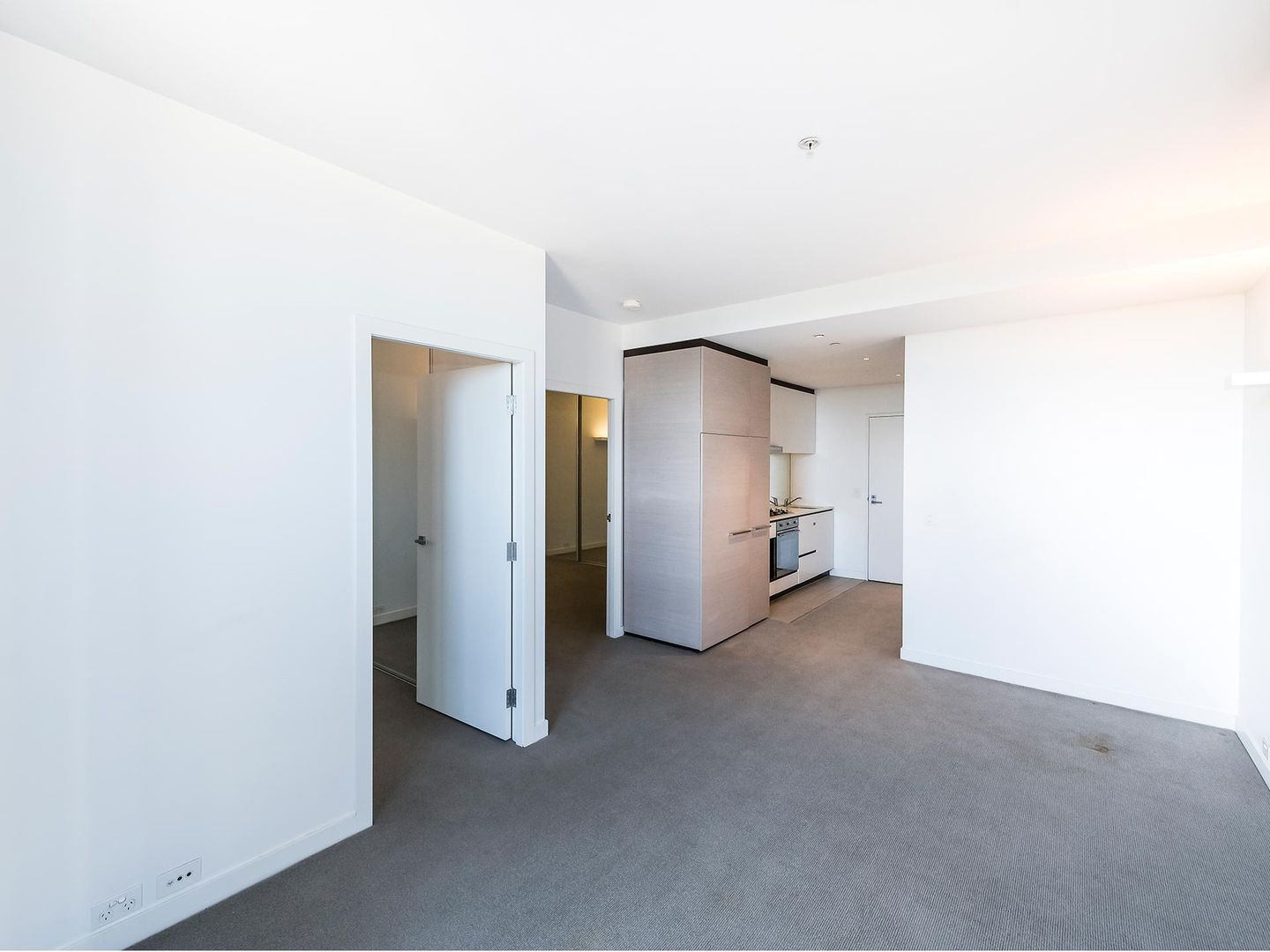 711/470 St Kilda Road, Melbourne VIC 3004, Image 2