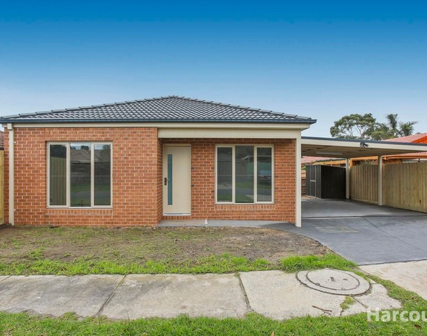 1 Jasmine Court, Cranbourne North VIC 3977