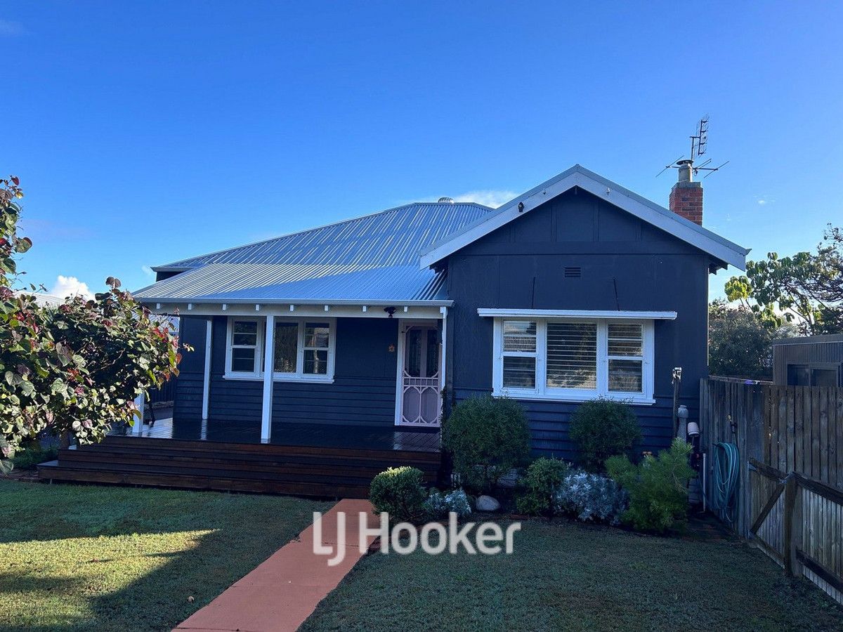 4 bedrooms House in 153 Kent Street BUSSELTON WA, 6280