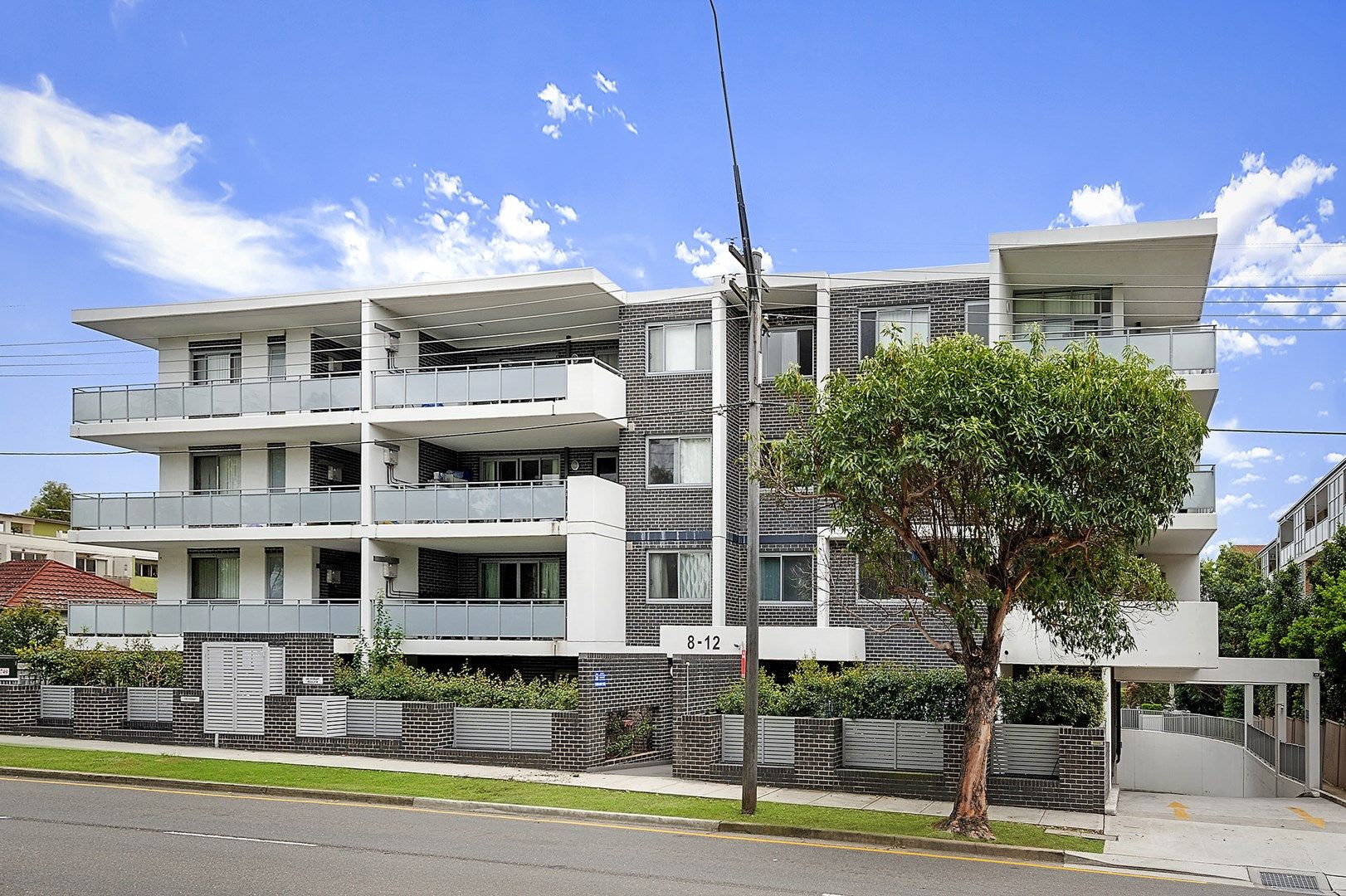 2 bedrooms Apartment / Unit / Flat in 43/8-12 Marlborough Road HOMEBUSH WEST NSW, 2140