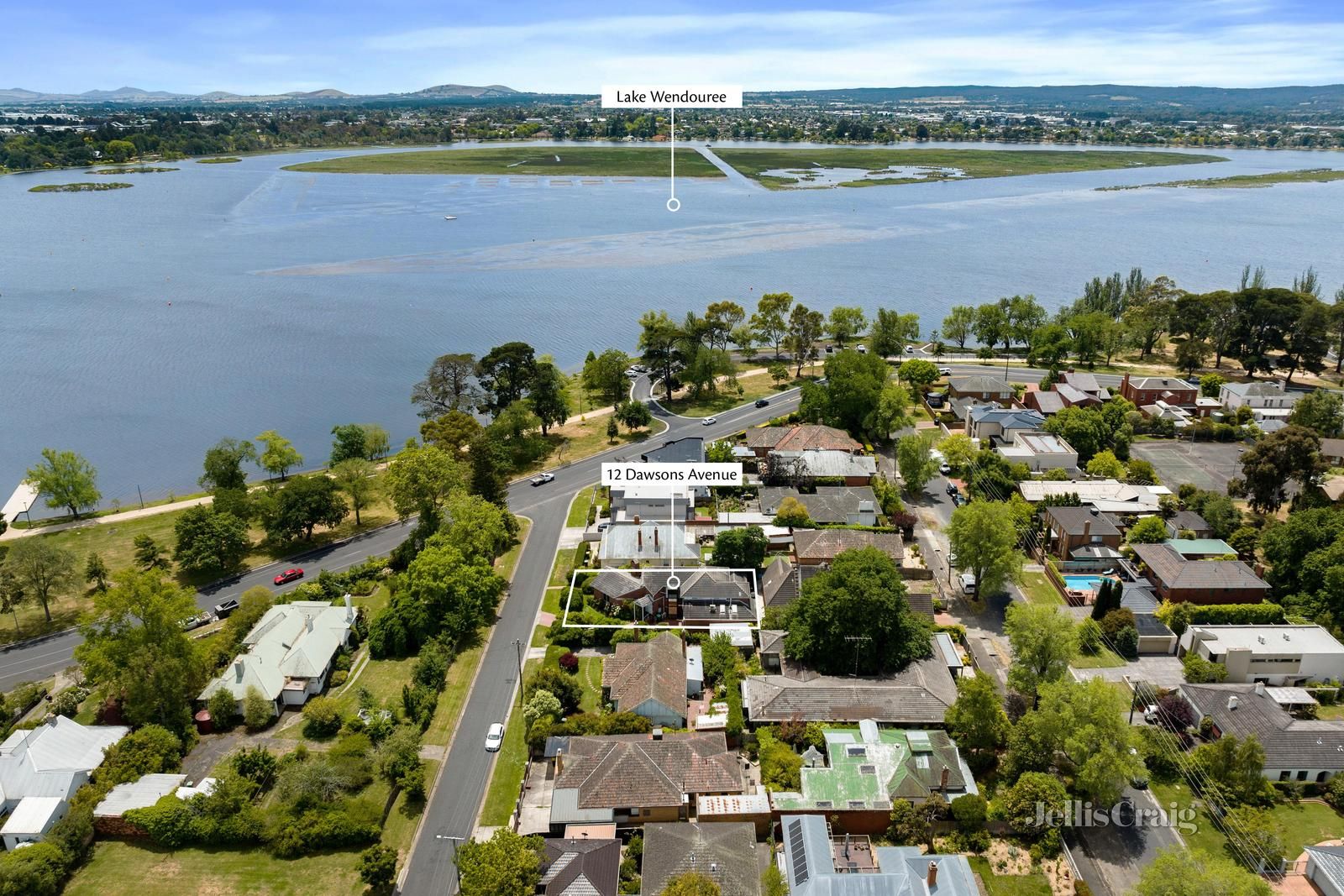 12 Dawsons Avenue, Lake Wendouree VIC 3350, Image 1