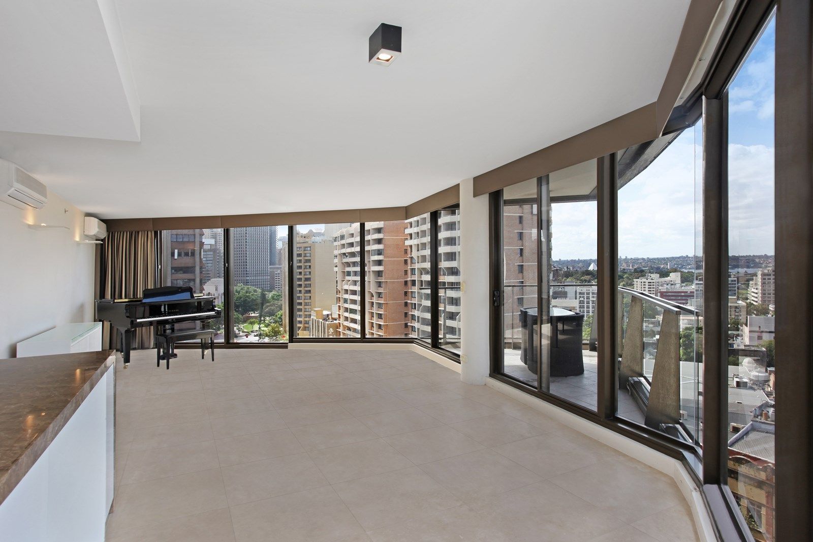 1003/20 Pelican Street, Surry Hills NSW 2010, Image 2