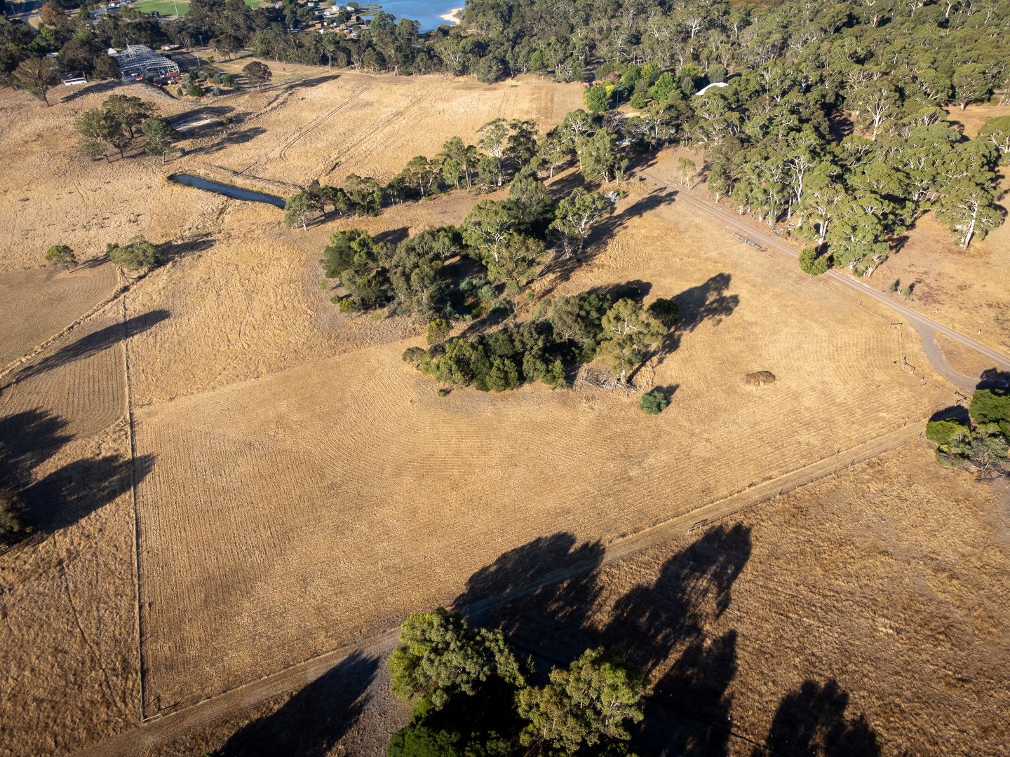 Lot 2 Torneys Lane, Beaufort VIC 3373, Image 2