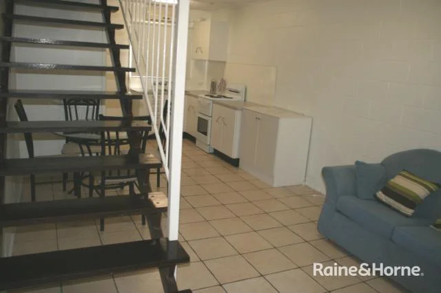 Additional image 3 of 1/18 Tay Street, South Mackay QLD 4740