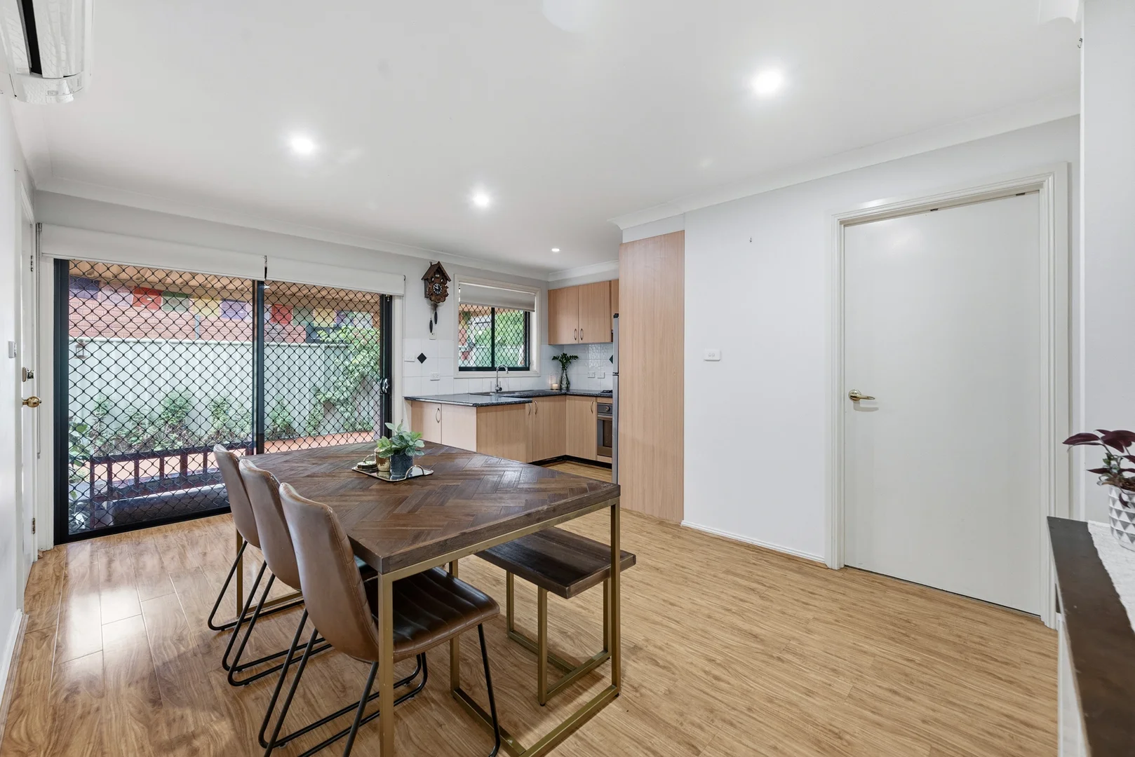 Additional image 6 of 6/9-11 Fourth Avenue, Macquarie Fields NSW 2564