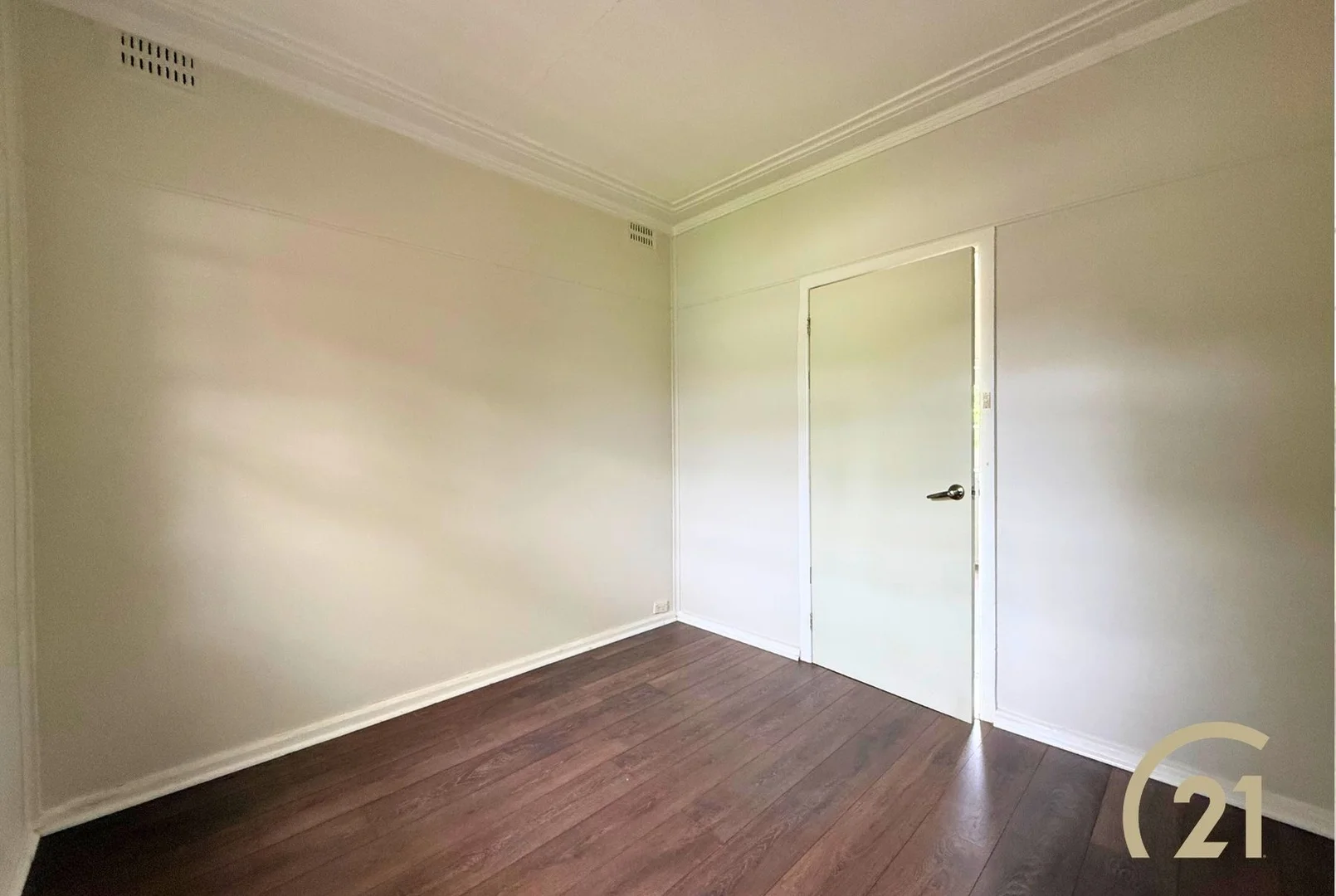 Additional image 3 of 37 Nile Street, Fairfield Heights NSW 2165